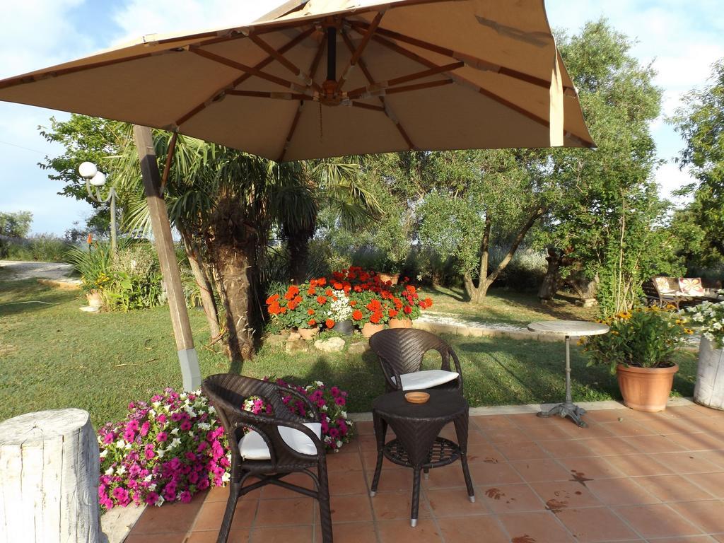 Agriturismo San Giacomo بيتيجليانو الغرفة الصورة